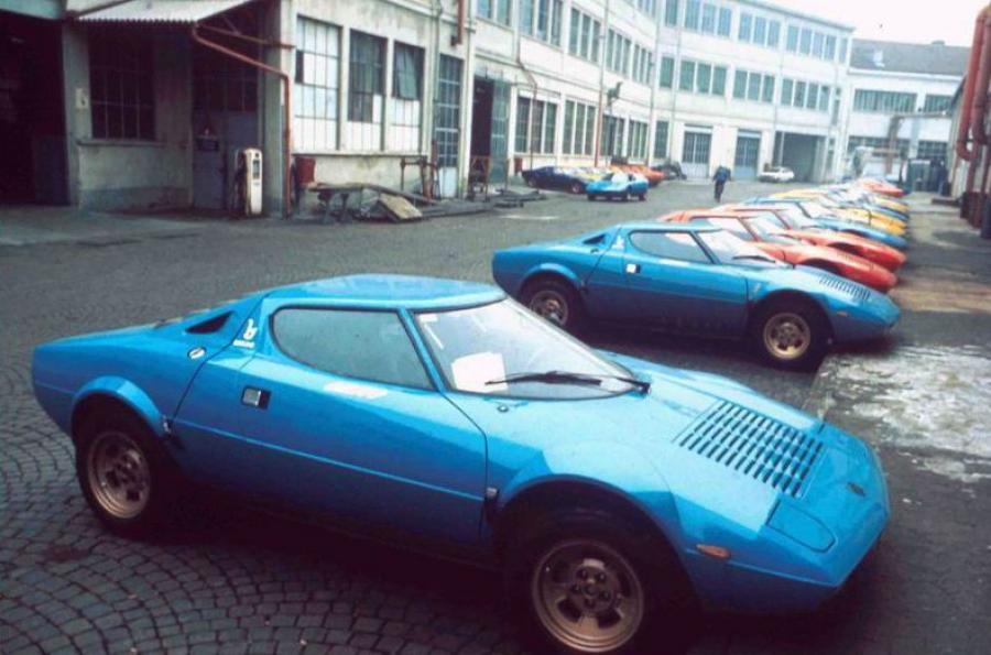 Lancia Stratos Rally Car 1972 года  (фото 37 из 44)